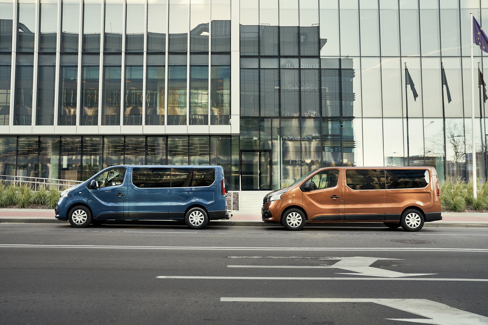 MIKROAUTOBUSŲ NUOMA | KELEIVINIU MIKROAUTOBUSŲ NUOMA | AUTOPARTIS
